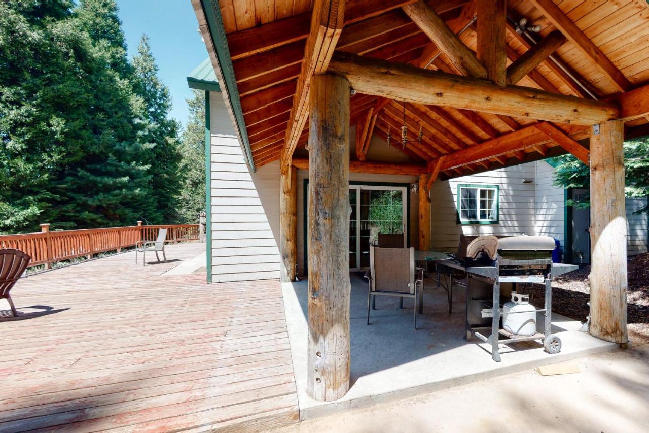 Papas Mountain Villa Shaver-tó Kültér fotó